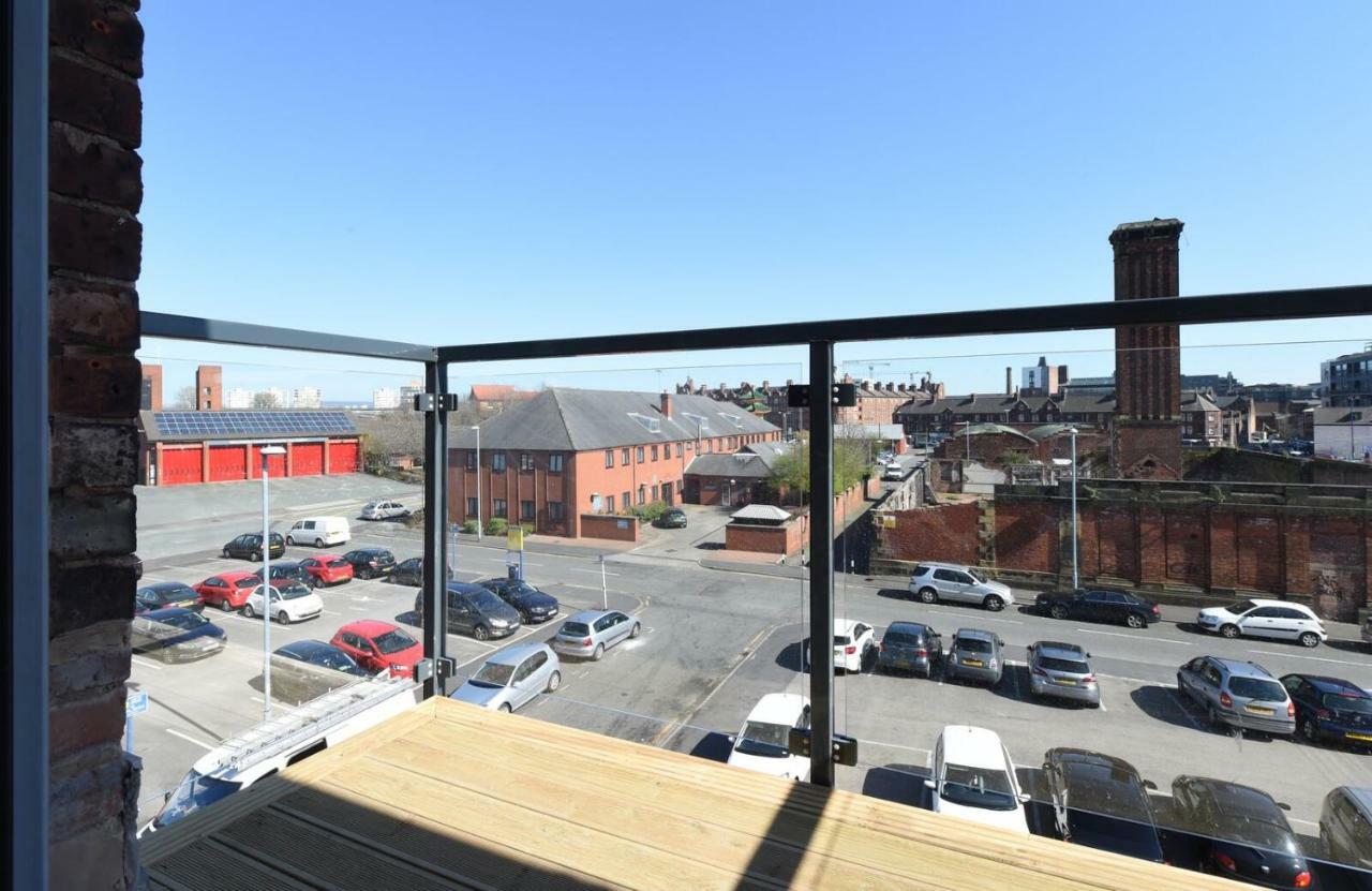 Stunning Penthouse Slps 20 Lägenhet Manchester Exteriör bild